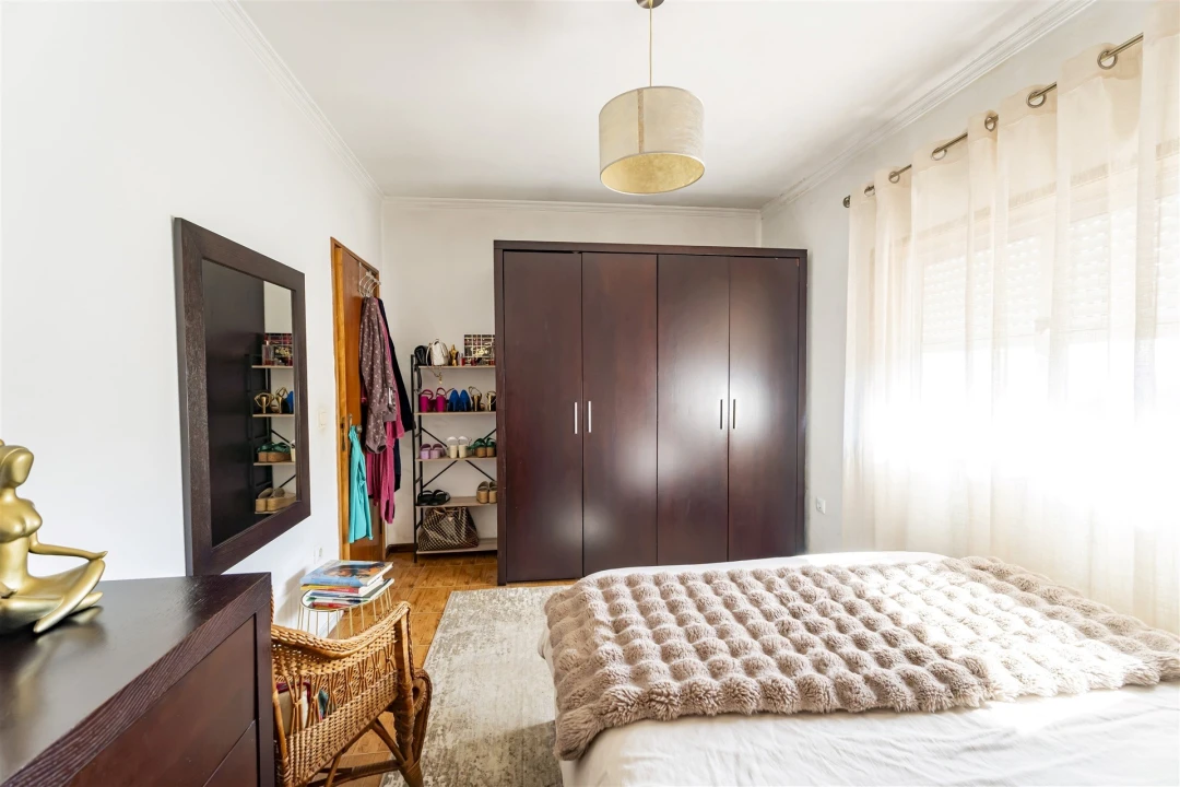 Moradia T2 para Venda em Abragão Foto 3