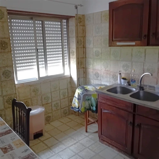 Quarto para Arrendamento em Sé Nova, Santa Cruz, Almedina e São Bartolomeu Foto 7