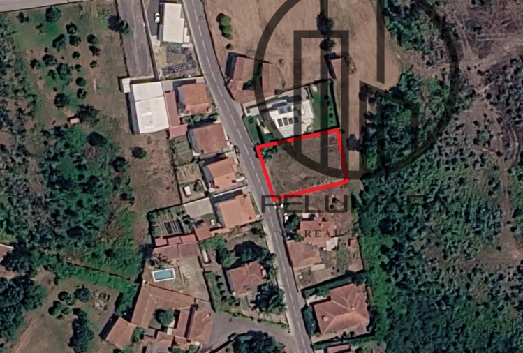 Terreno para Venda em Lousado Foto 2