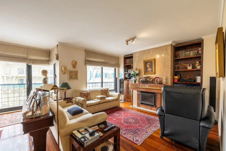 Apartamento T4 para Venda em Aldoar, Foz do Douro e Nevogilde Foto 4