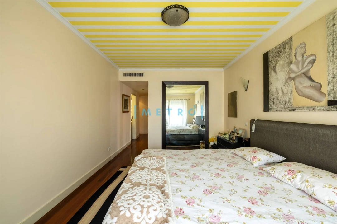 Apartamento T4 para Venda em Aldoar, Foz do Douro e Nevogilde Foto 13