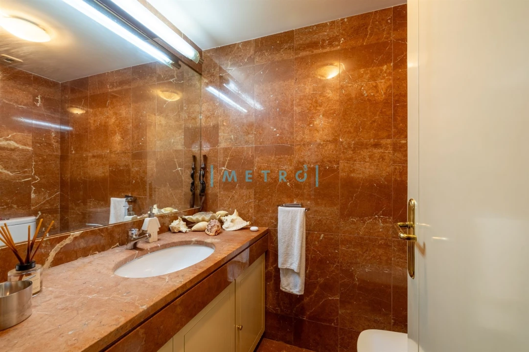 Apartamento T4 para Venda em Aldoar, Foz do Douro e Nevogilde Foto 7