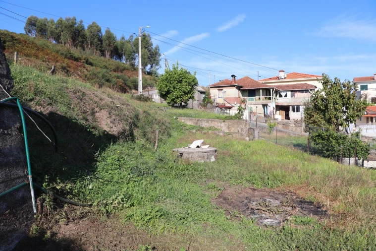 Terreno para Venda em Santa Eulália Foto 2