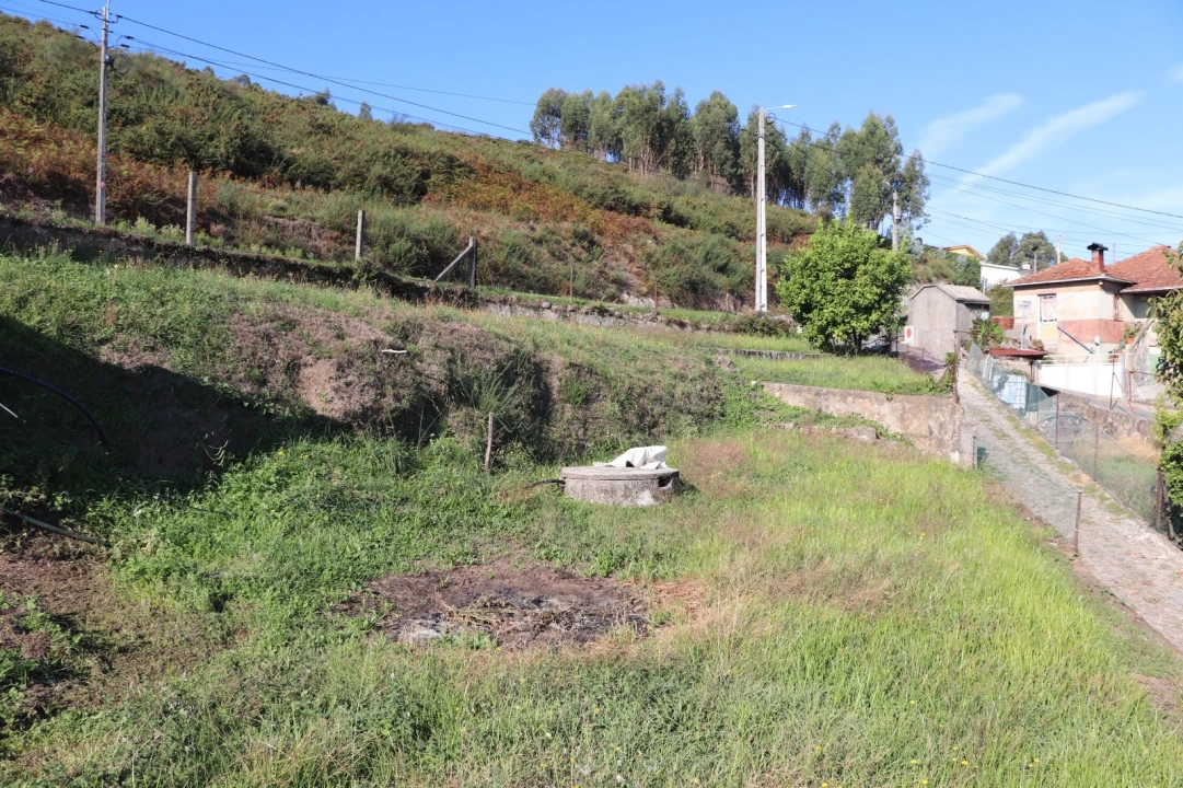 Terreno para Venda em Santa Eulália Foto 1