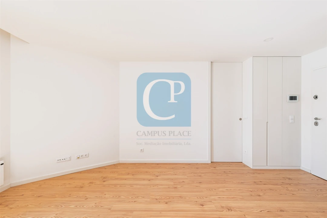Apartamento T1 para Venda em Paranhos Foto 14