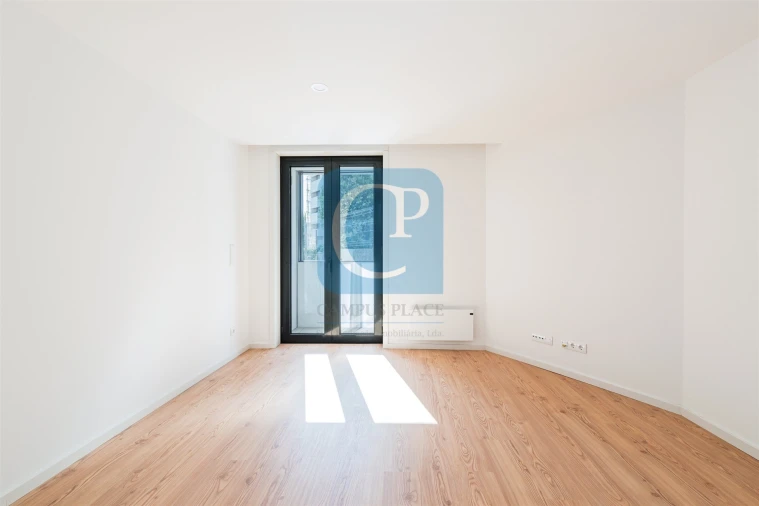 Apartamento T1 para Venda em Paranhos Foto 8