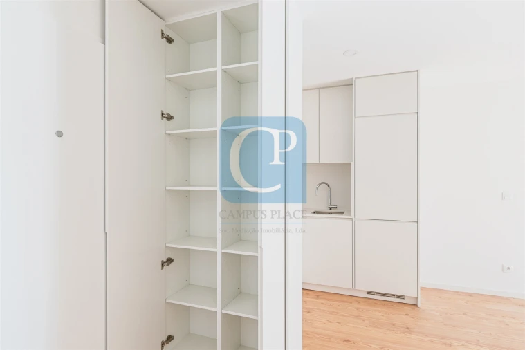 Apartamento T1 para Venda em Paranhos Foto 16