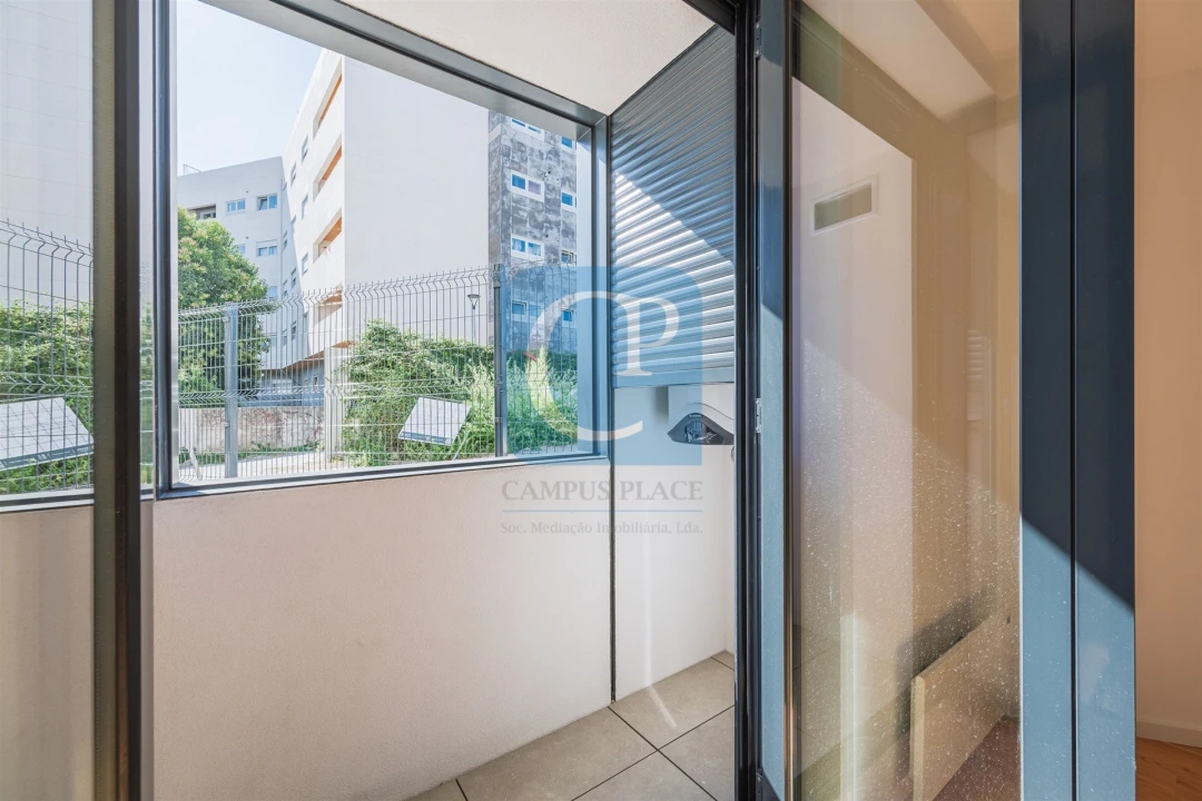 Apartamento T1 para Venda em Paranhos Foto 11