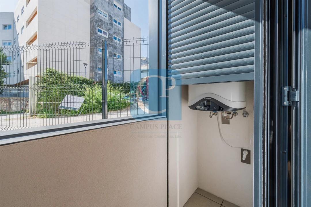 Apartamento T1 para Venda em Paranhos Foto 12