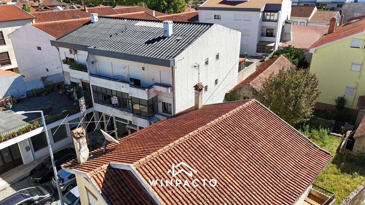 Apartamento T3 para Venda em Nelas Foto 32
