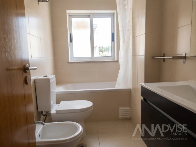 Apartamento T1 para Venda em Repeses e São Salvador Foto 6
