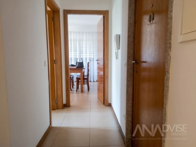 Apartamento T1 para Venda em Repeses e São Salvador Foto 2