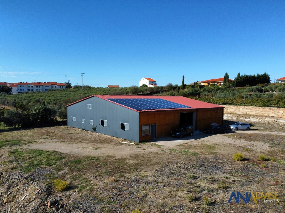 Quinta T0 para Venda em Vila Nova de Foz Côa Foto 38