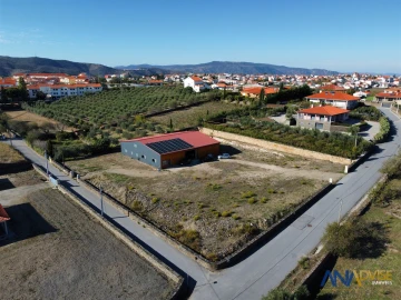 Quinta T0 para Venda em Vila Nova de Foz Côa