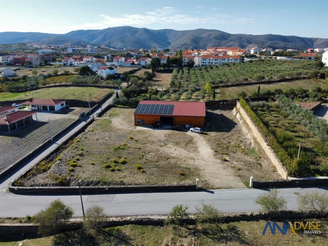 Quinta T0 para Venda em Vila Nova de Foz Côa Foto 17
