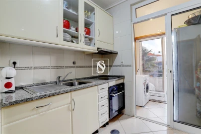 Apartamento T2 para Venda em Mafamude e Vilar do Paraíso