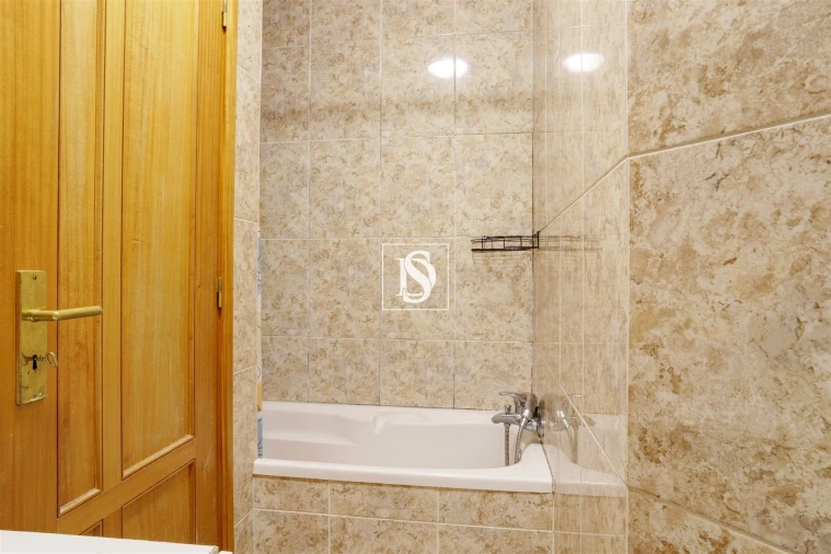 Apartamento T2 para Venda em Mafamude e Vilar do Paraíso Foto 15