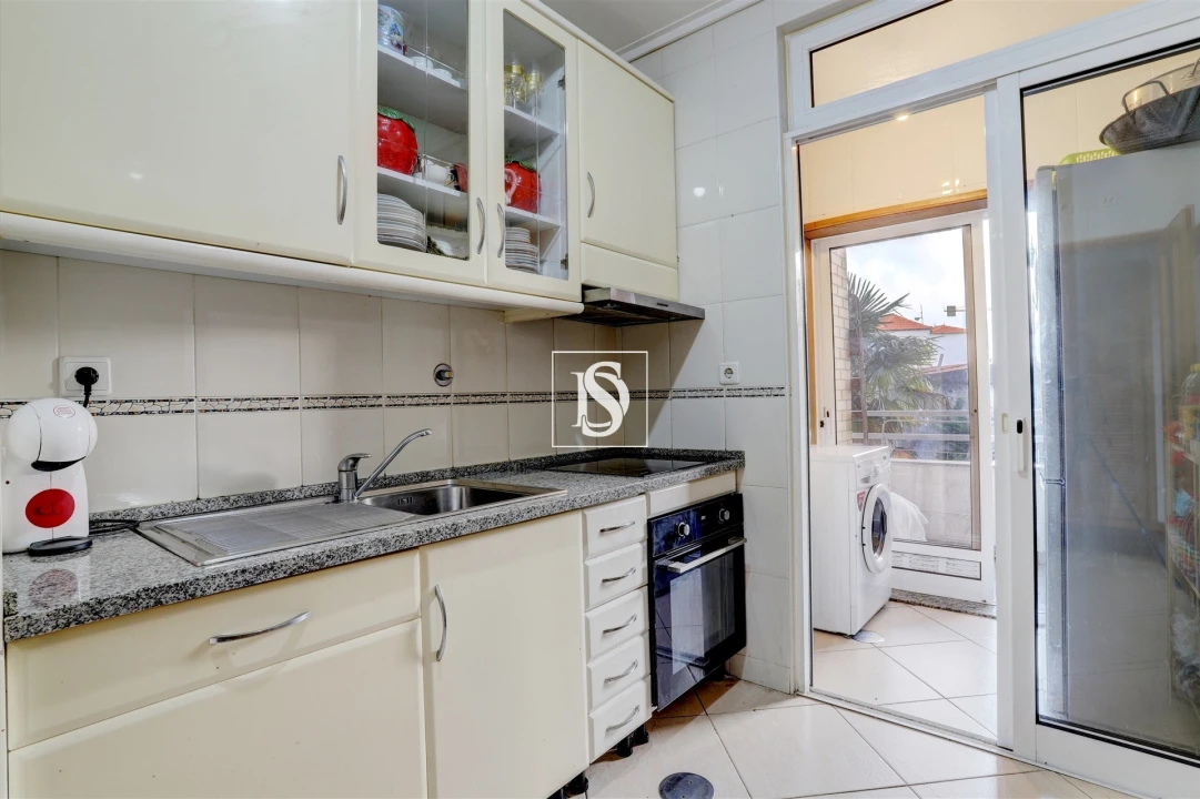 Apartamento T2 para Venda em Mafamude e Vilar do Paraíso Foto 4