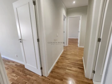 Apartamento T1 para Venda em Madalena