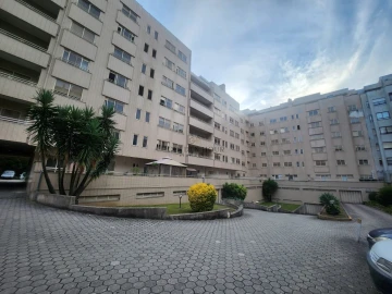 Apartamento T1 para Venda em Madalena