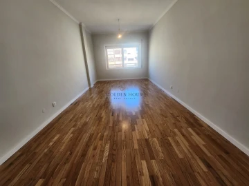 Apartamento T1 para Venda em Madalena