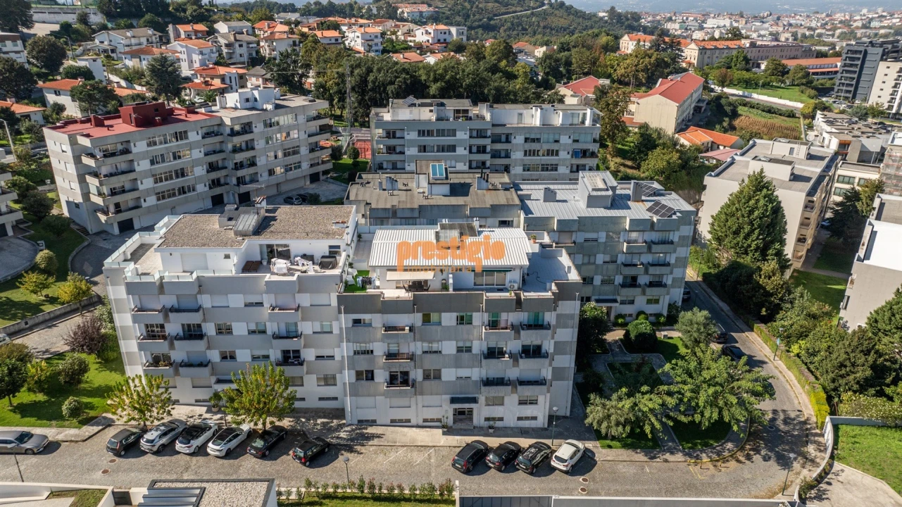 Apartamento T3 para Venda em Nogueira, Fraião e Lamaçães Foto 33