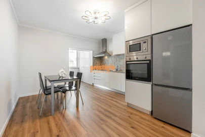 Apartamento T3 para Venda em Nogueira, Fraião e Lamaçães