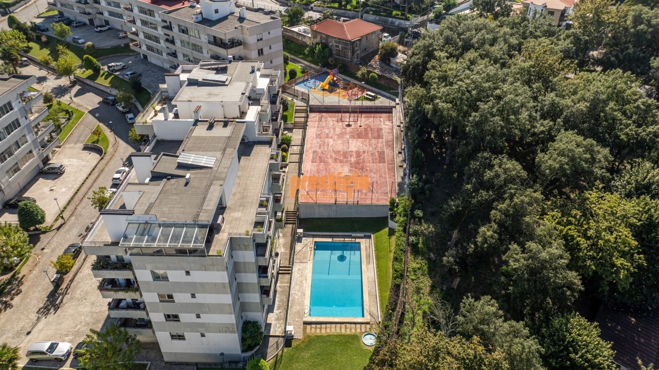 Apartamento T3 para Venda em Nogueira, Fraião e Lamaçães Foto 2