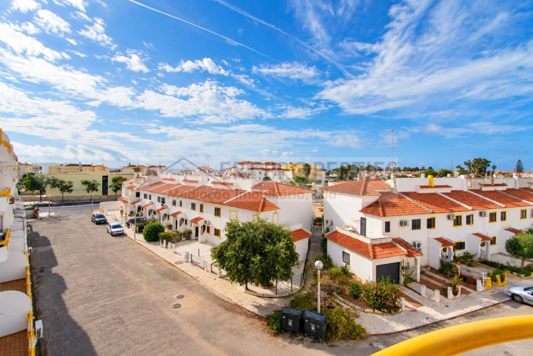 Apartamento para Venda em Altura Foto 2