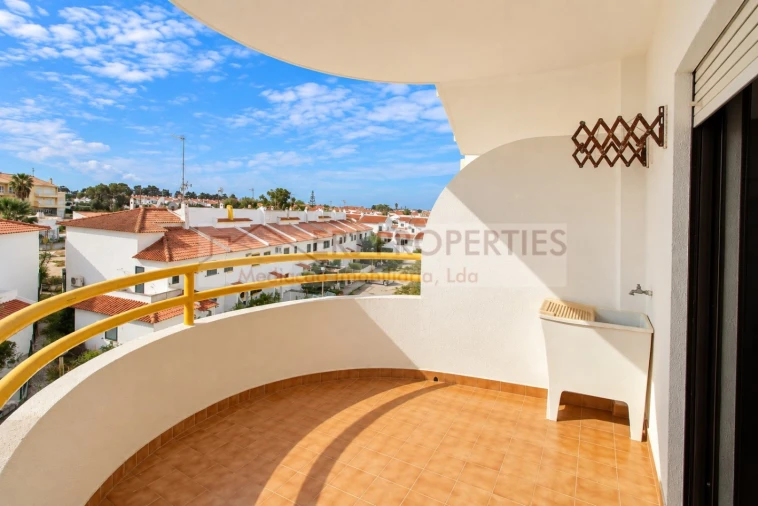 Apartamento para Venda em Altura Foto 3
