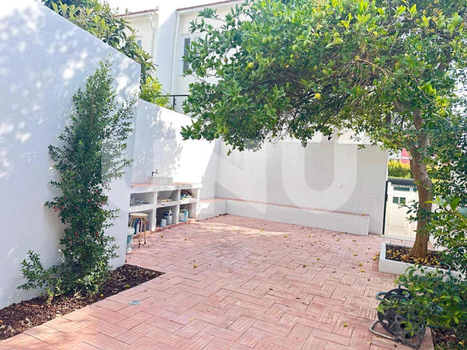 Apartamento T3 para Venda em Algés, Linda-A-Velha e Cruz Quebrada-Dafundo Foto 2