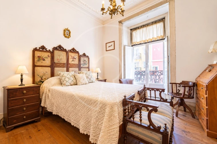 Apartamento T4 para Venda em Estrela Foto 6