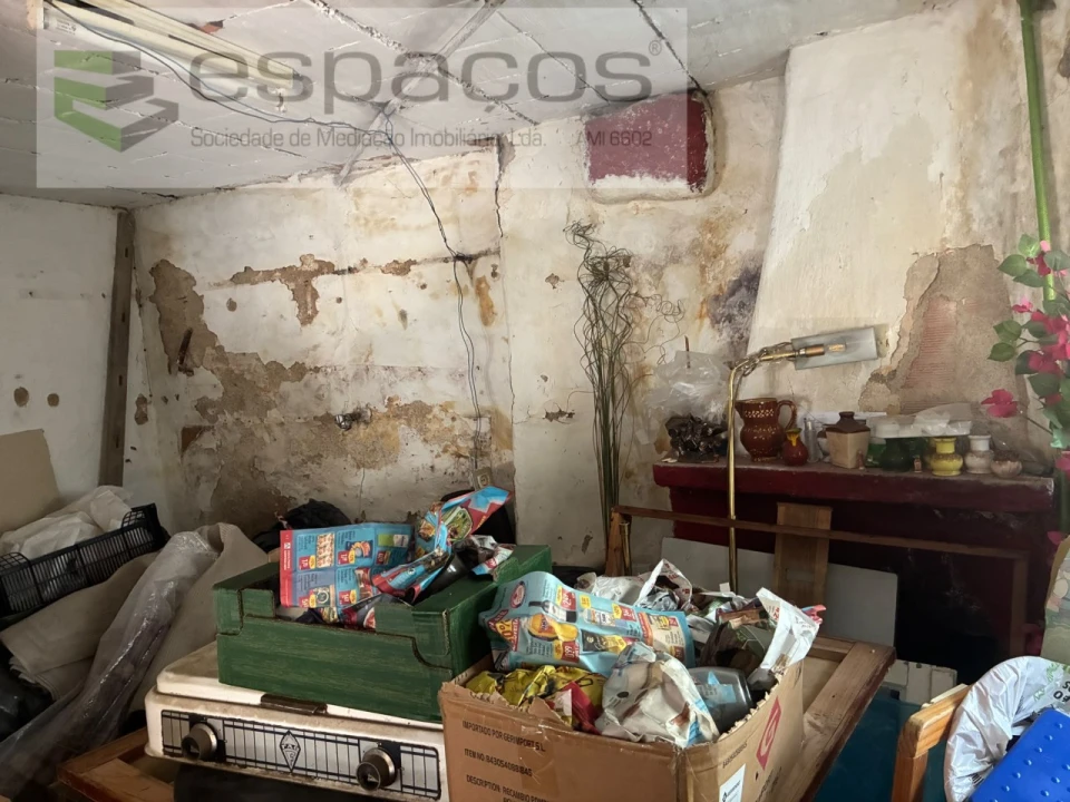 Moradia T4 para Venda em Fundão, Valverde, Donas, A. Joanes, A. Nova Cabo Foto 4