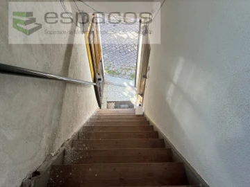 Moradia T4 para Venda em Fundão, Valverde, Donas, A. Joanes, A. Nova Cabo