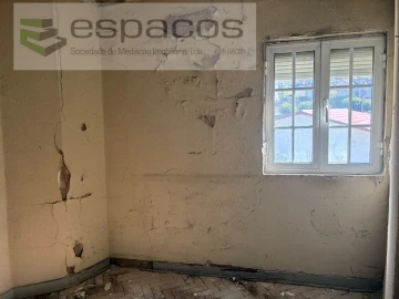 Moradia T4 para Venda em Fundão, Valverde, Donas, A. Joanes, A. Nova Cabo