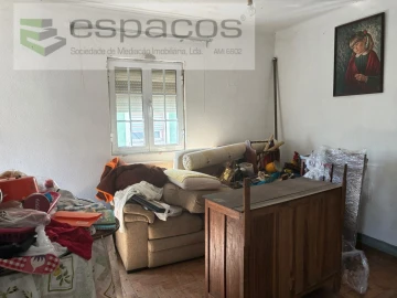 Moradia T4 para Venda em Fundão, Valverde, Donas, A. Joanes, A. Nova Cabo