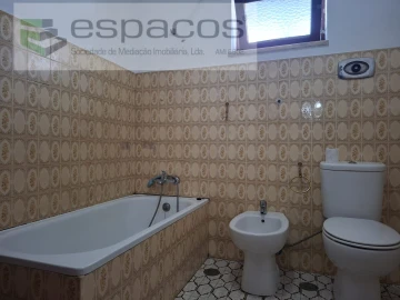 Apartamento para Venda em Fundão, Valverde, Donas, A. Joanes, A. Nova Cabo