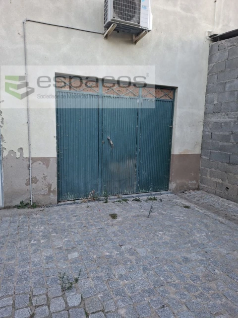 Apartamento para Venda em Fundão, Valverde, Donas, A. Joanes, A. Nova Cabo
