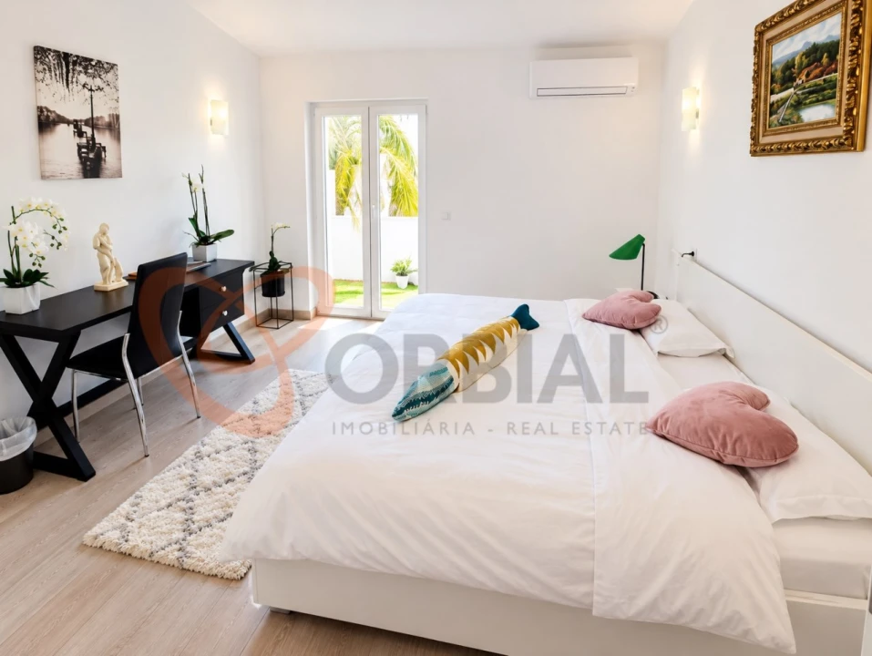 Moradia T2 para Venda em Albufeira e Olhos de Água Foto 6