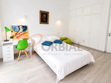 Moradia T2 para Venda em Albufeira e Olhos de Água