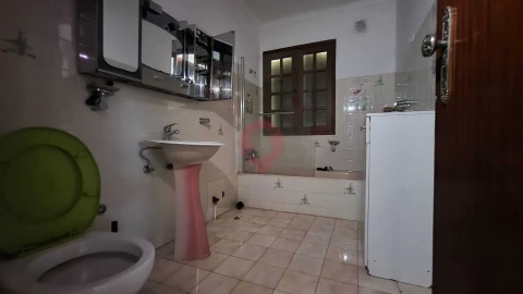 Moradia T3 para Venda em Cousso