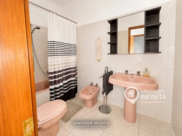 Apartamento T3 para Venda em Almada, Cova da Piedade, Pragal e Cacilhas