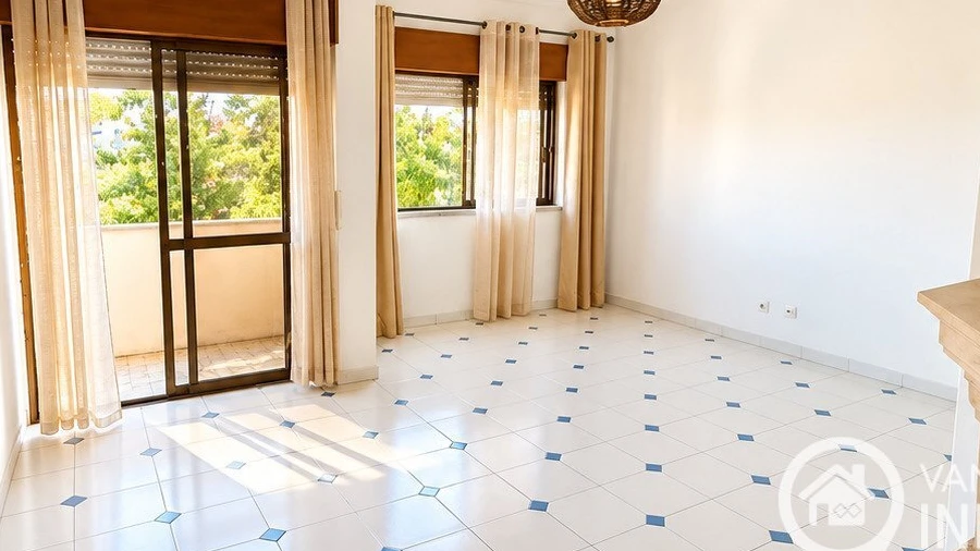 Apartamento T3 para Venda em Almada, Cova da Piedade, Pragal e Cacilhas