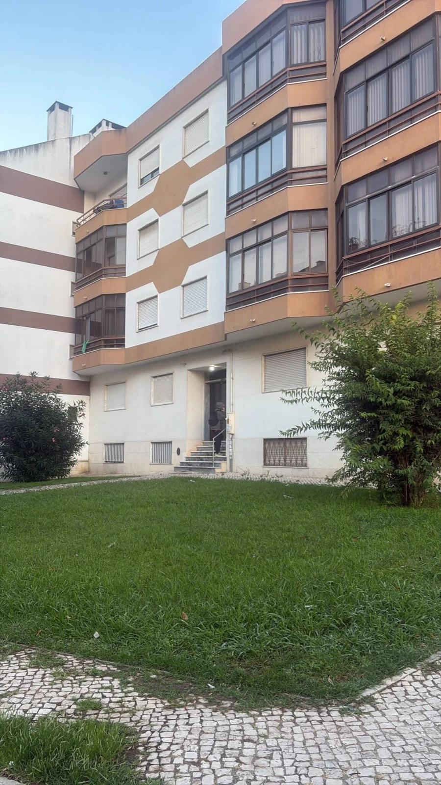 Apartamento T2 para Venda em Agualva e Mira-Sintra Foto 7
