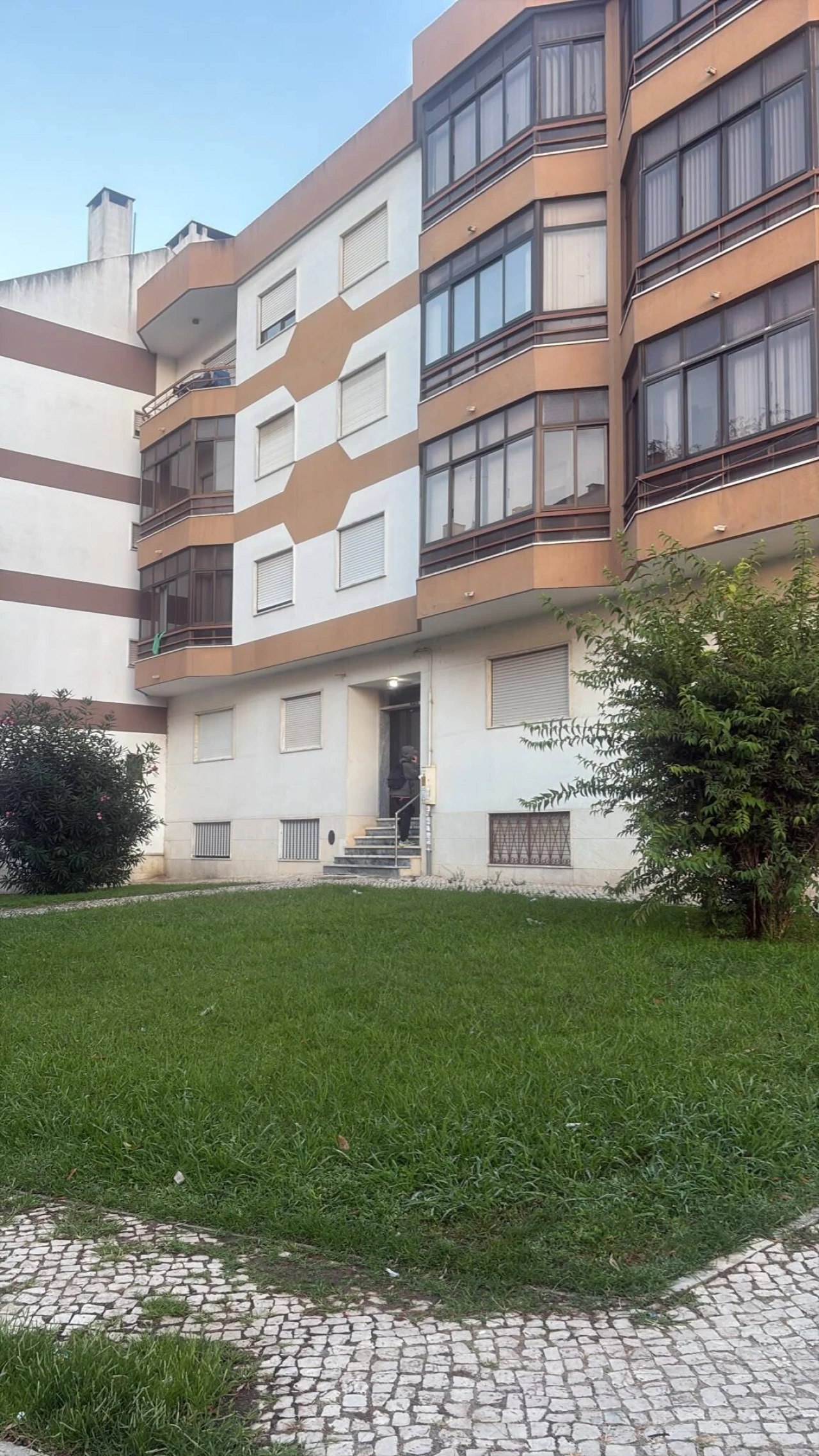 Apartamento T2 para Venda em Agualva e Mira-Sintra Foto 7