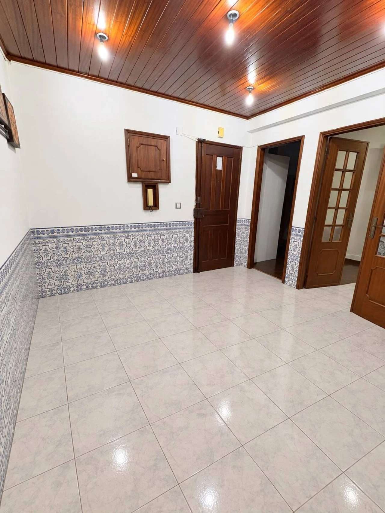 Apartamento T2 para Venda em Agualva e Mira-Sintra Foto 9