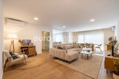 Apartamento T3 para Venda em Leiria, Pousos, Barreira e Cortes