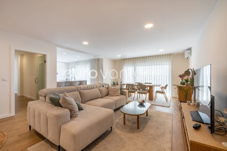 Apartamento T3 para Venda em Leiria, Pousos, Barreira e Cortes Foto 6