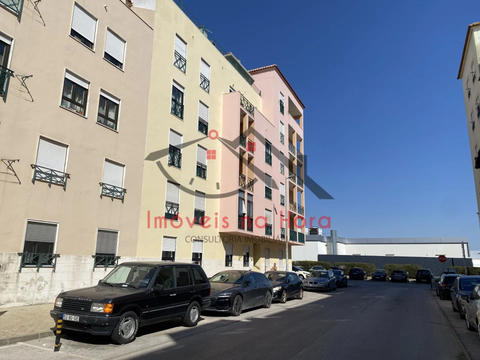 Apartamento T3 para Venda em Quinta do Conde Foto 9