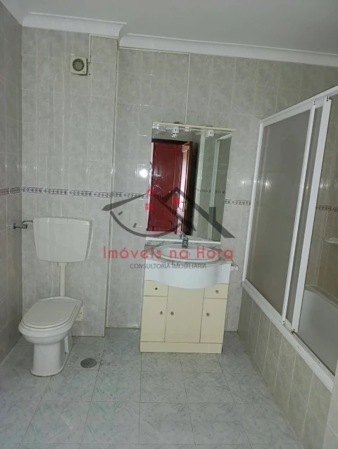 Apartamento T2 para Venda em Algueirão-Mem Martins